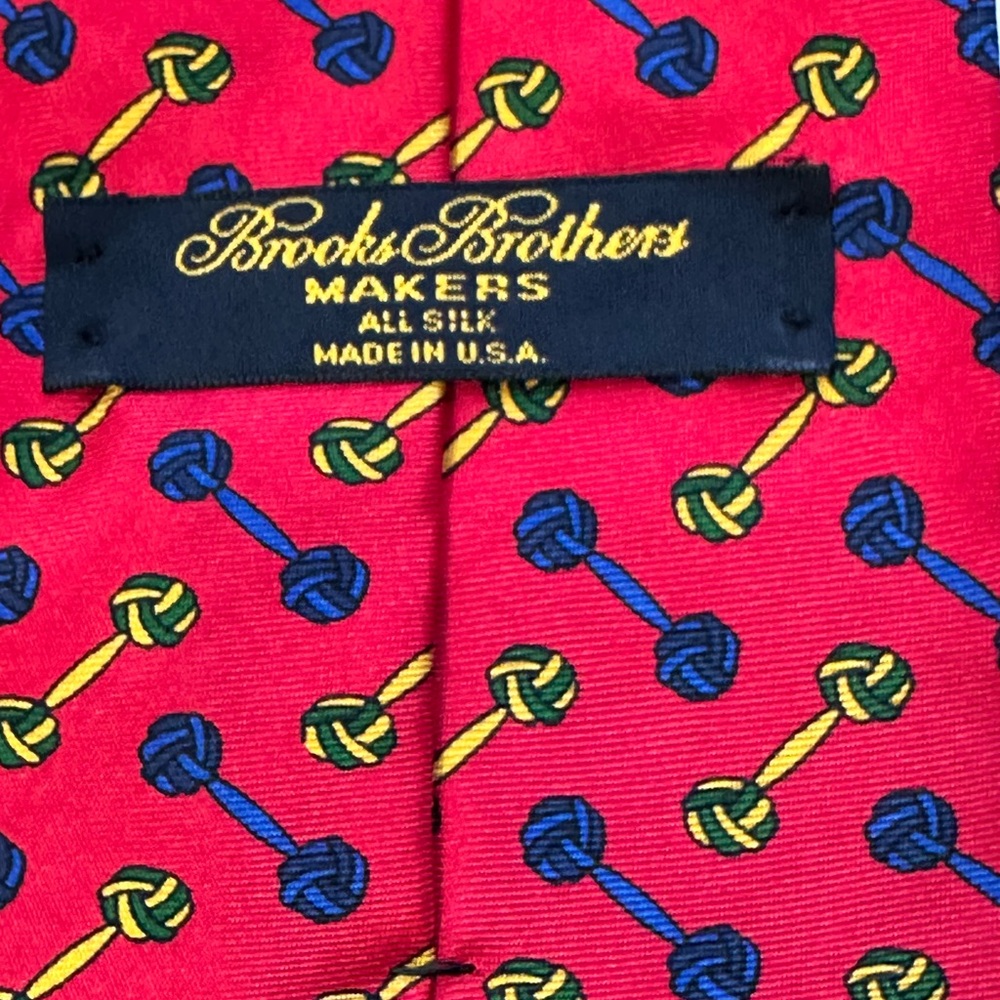 Brooks Brothers 100% silk tie